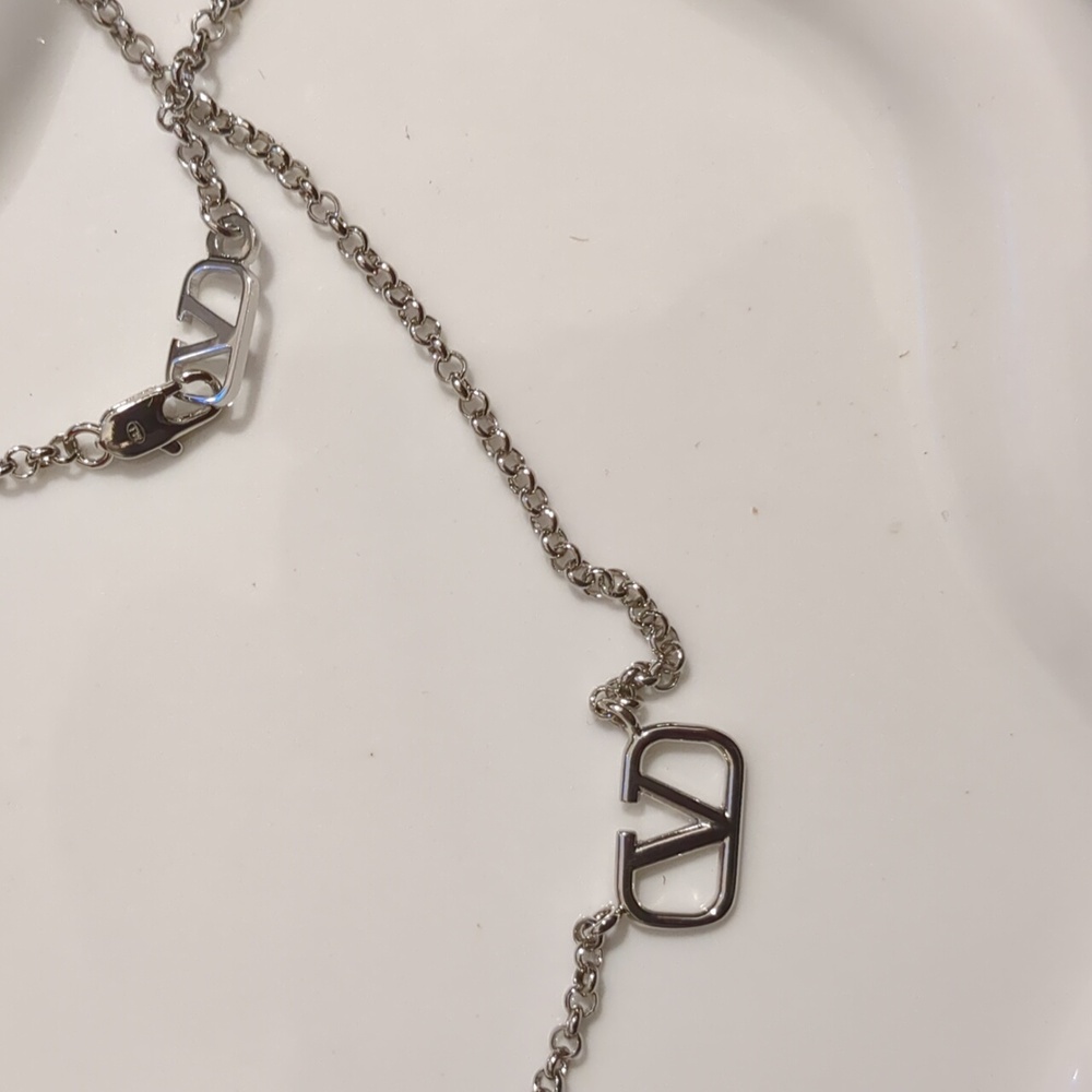 VLogo Signature Valentino Necklace